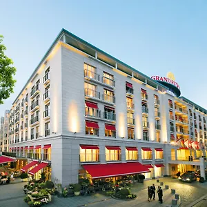 ***** Hotel Grand Elysee Deutschland